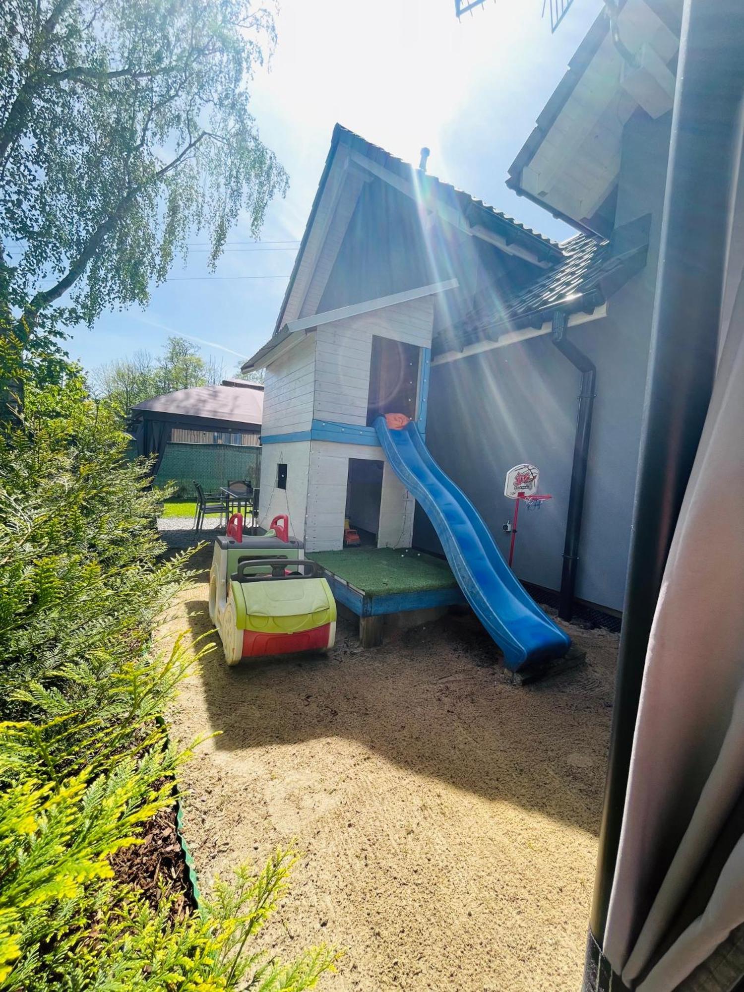 Blizniakowka Villa Брена Екстериор снимка